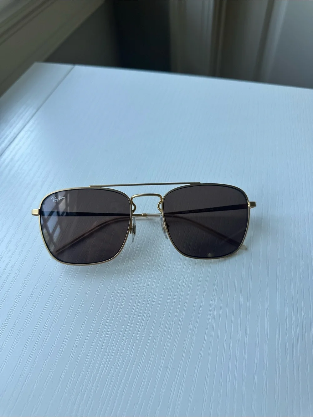 Ray-Ban Brown & Gold Caravan Sunglasses (with Case and Lense Cloth)